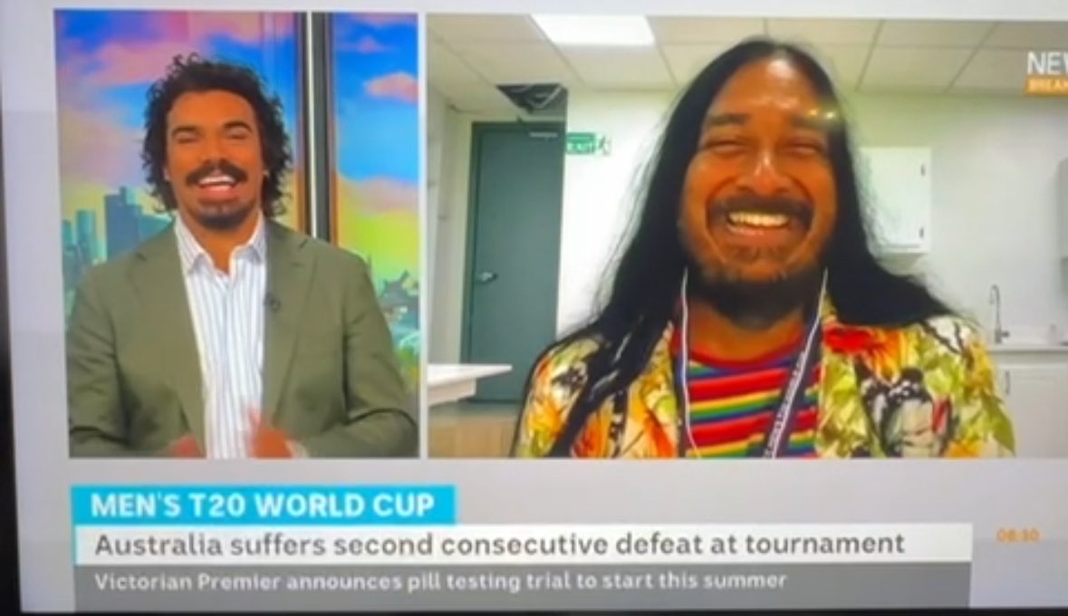 Back on air with my brother &amp; of course we couldn’t stop laughing <a href="/Tonaaayy_/">Tony Armstrong</a> So privileged to be his guest on his first morning back on <a href="/abcnews/">ABC News</a> breakfast