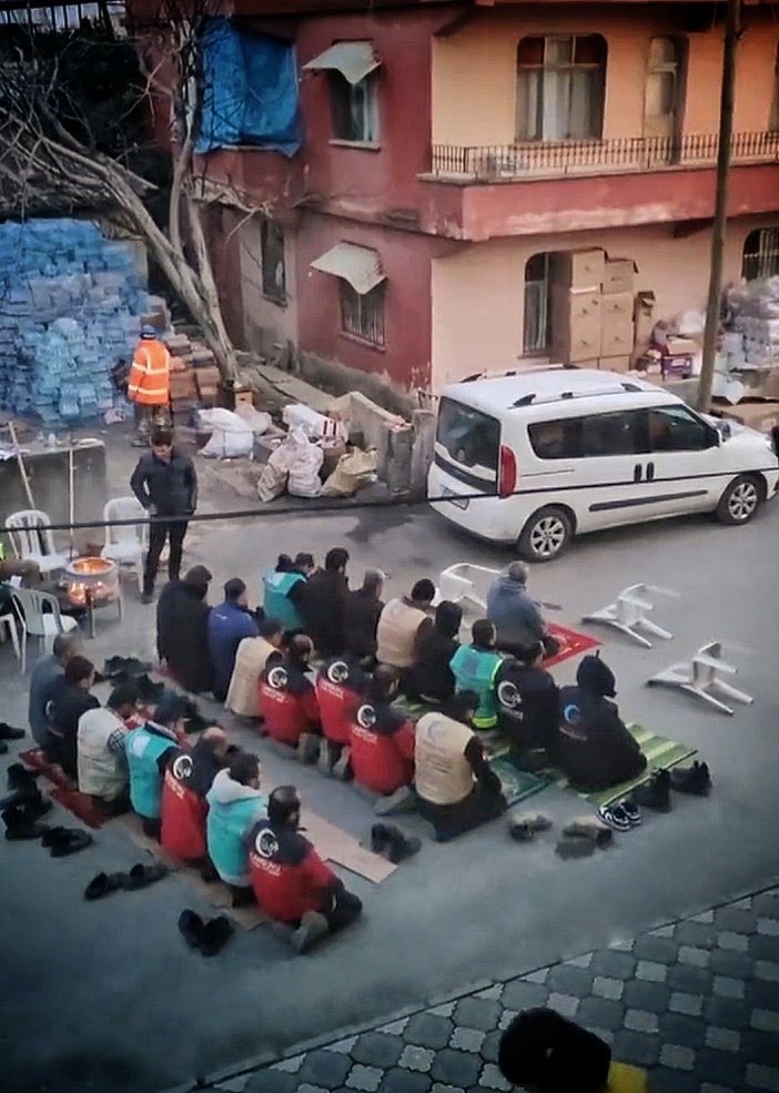 Beyhan günaydın tweet media
