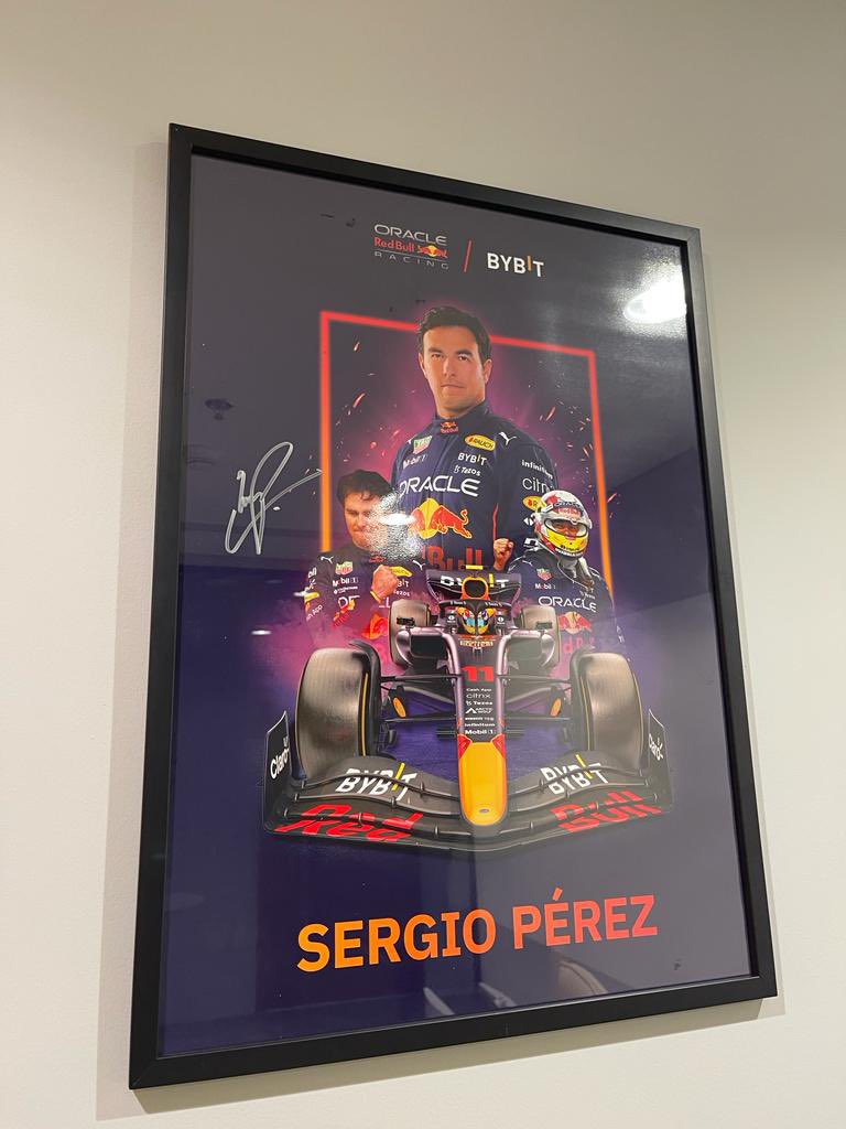 RBChequista's tweet image. 🎁 SORTEO DE POSTER ENMARCADO FIRMADO POR 
@SChecoPerez 🎁

Para Participar:
✅ Dar MG y RT
✅ Seguir a @BybitMexico
✅ Seguir a @RBChequista
✅ Seguir a @cryptonetworkmx 
✅ Mencionar a un amigo