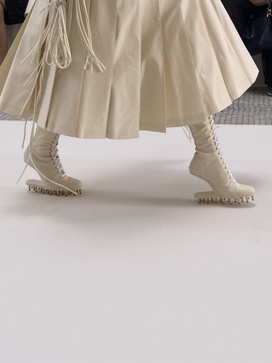 The shoes at Thom Browne #couture, meant to mimic the shape of a sprinter’s foot in the starting blocks.