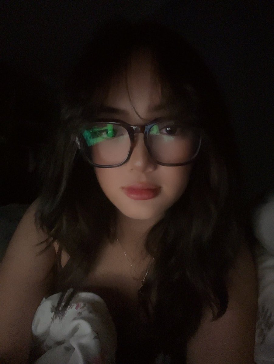 s4tchie's tweet photo. late night clicks https://t.co/5Pi2oujvGy