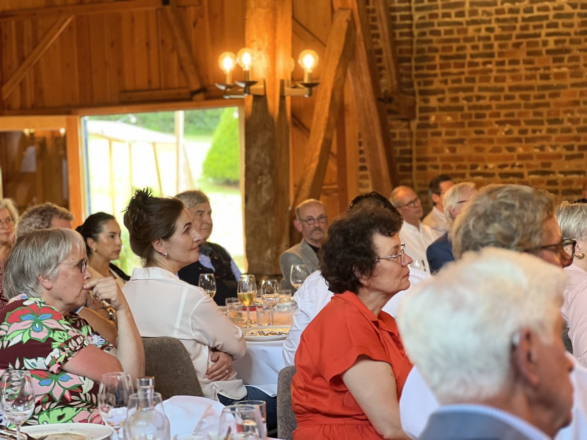 Deel 4/5 van gezamenlijke bijeenkomsten onder Parkstad clubs is een voldongen feit, Fabian Groven van Emma safety shoes nam ons mee in de voorbeeldige rol die zij pakken op gebied van CO2 footprint #rcparkstad