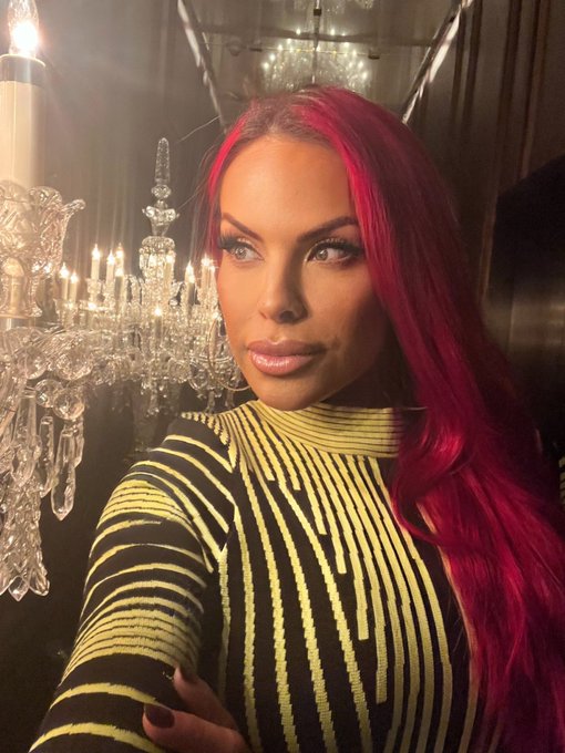 Daydreaming about all the naughty things you sent on OF me last night 🤪 cum send me some more? 😈 https://t