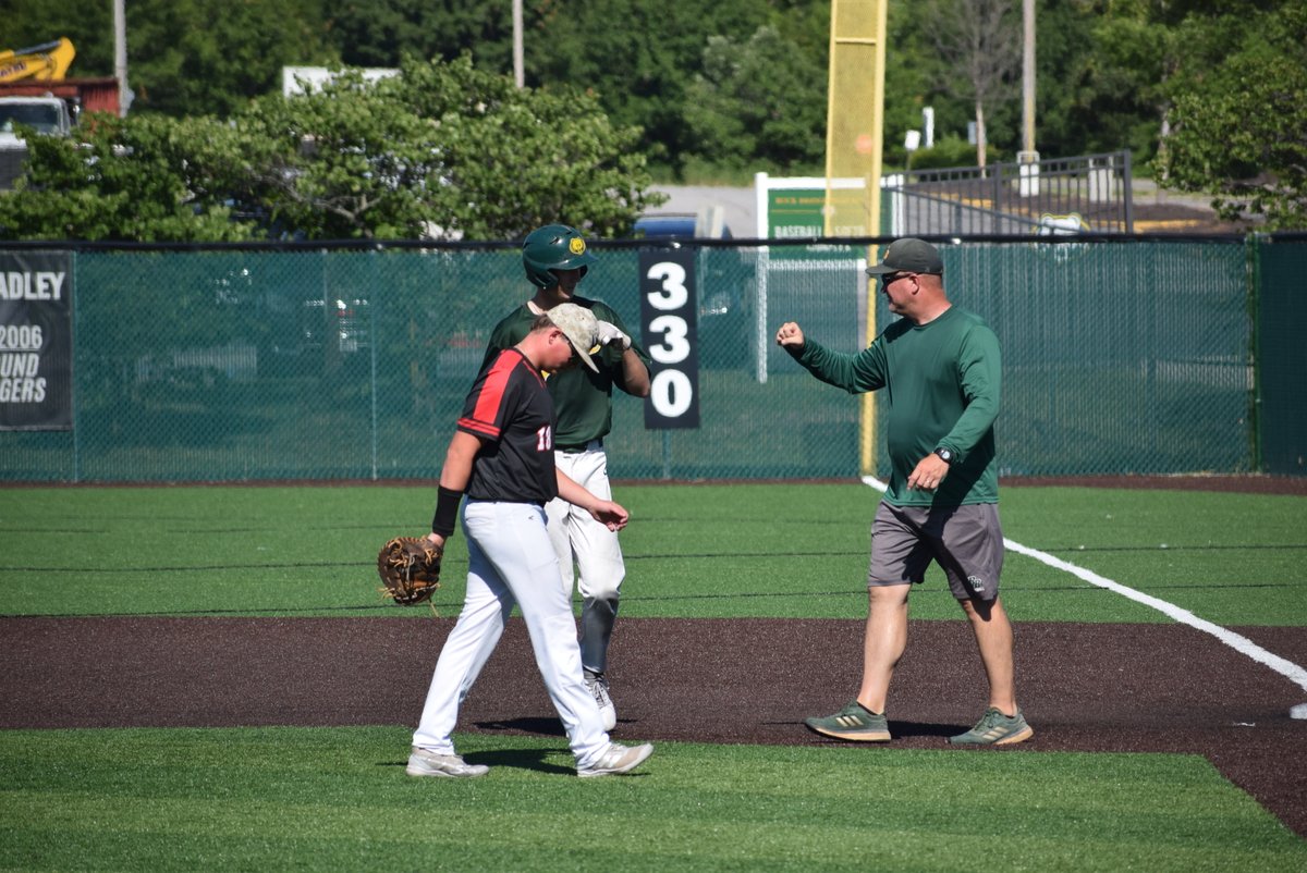 Joanie Straub tweet media