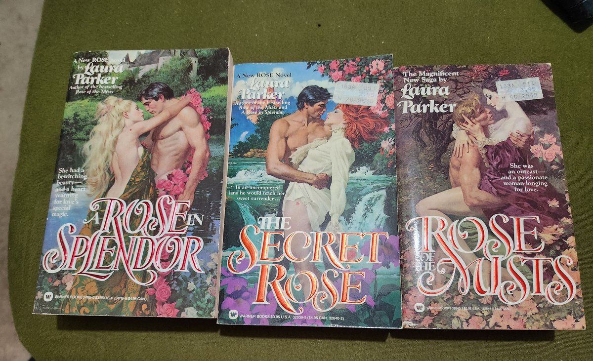 devier_david's tweet photo. @JenReadsRomance, Houston Book Warehouse was a success! https://t.co/HxRVEyNcJu