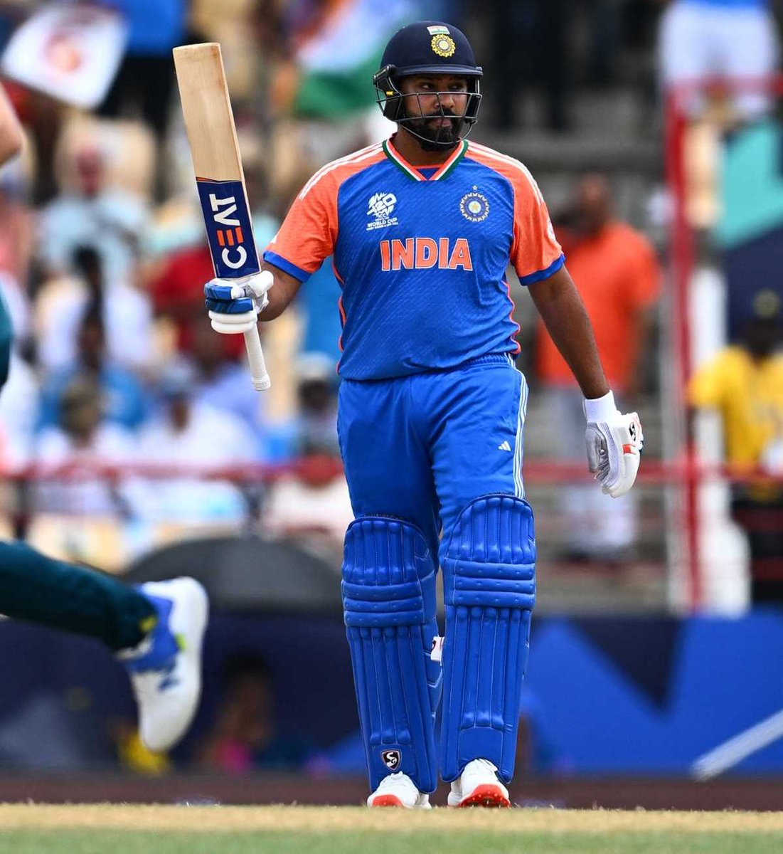 RichKettle07's tweet photo. Which is the Greatest T20 World Cup Innings by an Indian 🇮🇳 against Australia 🇦🇺

Rohit Sharma - 92(41) - 2024
Virat Kohli - 82*(51) - 2016
Yuvraj Singh - 70(30) - 2007
Rohit Sharma - 79(46) - 2010

👉 Answer Sincerely 🧐

#INDvsAUS #Rohit https://t.co/X9VdTxjfUQ