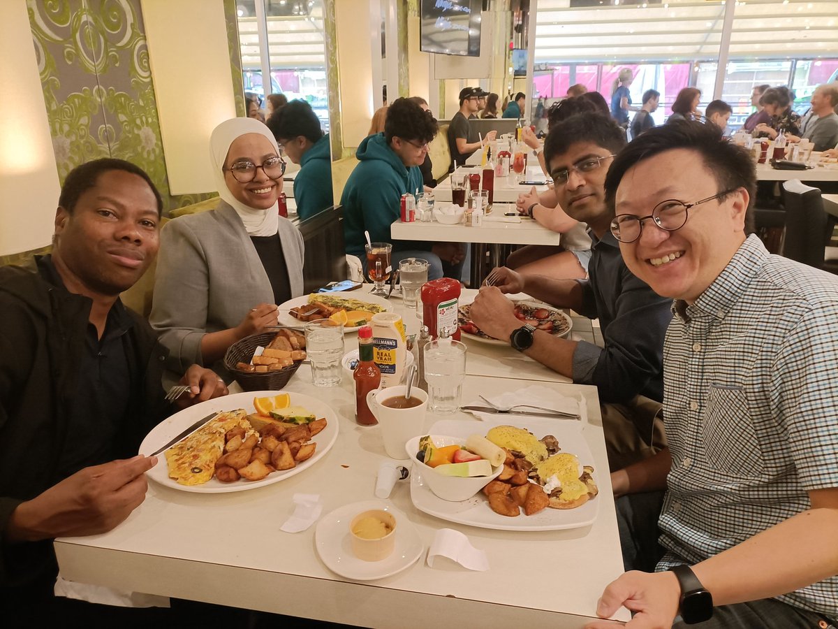 McGill Pathology Residents 🔬 (@mcgillpathres) on Twitter photo Current chiefs handing over to incoming chiefs. The new academic year will be starting with a strong group of chief residents! <a href="/SabaYS/">Saba Alsaddah</a> <a href="/olorycarel/">Carel OLORY MD, MSc, FRCPC</a> <a href="/JonLaiMD/">Jonathan Lai</a> Current chiefs handing over to incoming chiefs. The new academic year will be starting with a strong group of chief residents! <a href="/SabaYS/">Saba Alsaddah</a> <a href="/olorycarel/">Carel OLORY MD, MSc, FRCPC</a> <a href="/JonLaiMD/">Jonathan Lai</a>