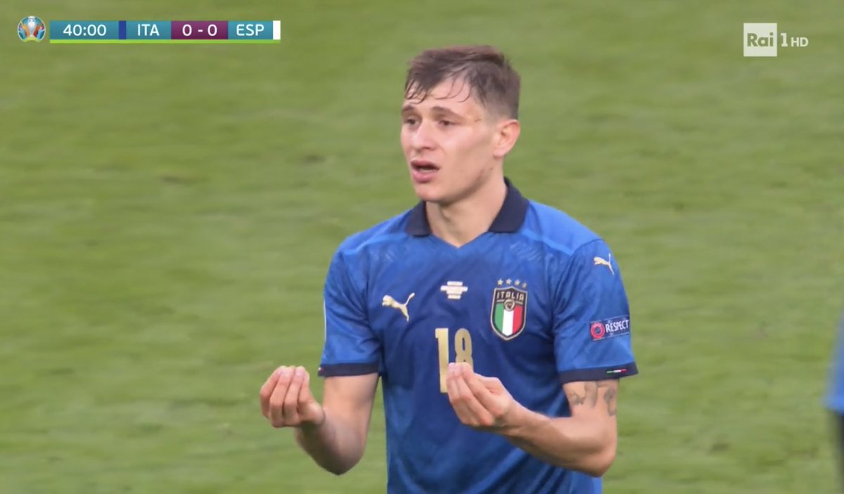 thesunriseera's tweet photo. Il periodo in cui su tiktok c'erano solo edit su loro quattro il mio impero romano

#EURo2024 #italiacroazia #croaziaitalia https://t.co/wm7WZN3w5t