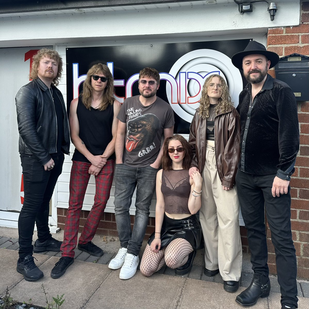 Big thanks to <a href="/PrettyShivers/">Pretty Shivers</a> for coming in and chatting about the band and there debut single Running Away.