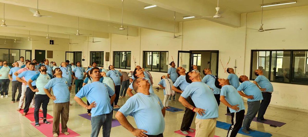 UniversityMonad's tweet photo. Glimpses of International Yoga Day@21 June 2024 !!!
#MonadUniversity
#International_Day_of_Yoga
#BestUniversity
#BestExposure
#Beststudy
#BestPlacement
#Healthtips
#AdmissionsOpen https://t.co/Vco7UQNt61