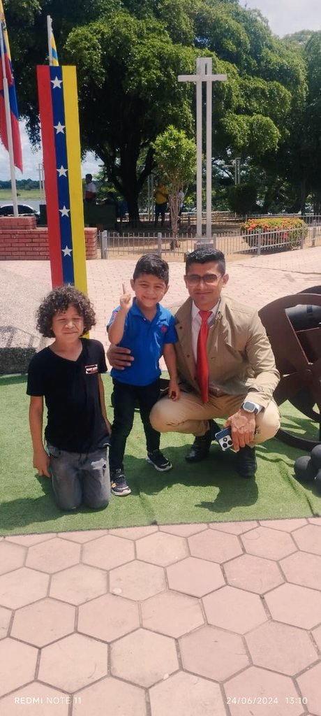 INGEDWARMEDINA's tweet photo. @NicolasMaduro 
#TupamaroConNico 
24 de junio de 1821 se dió la batalla de Carabobo. Gesta libertaria de la lucha emancipadora de Bolívar. Edwar Medina Concejal del municipio Camaguan acompaña alcalde Emilio y General Alcalá a dicha  conmemoración patría. https://t.co/bUmqoeN63N