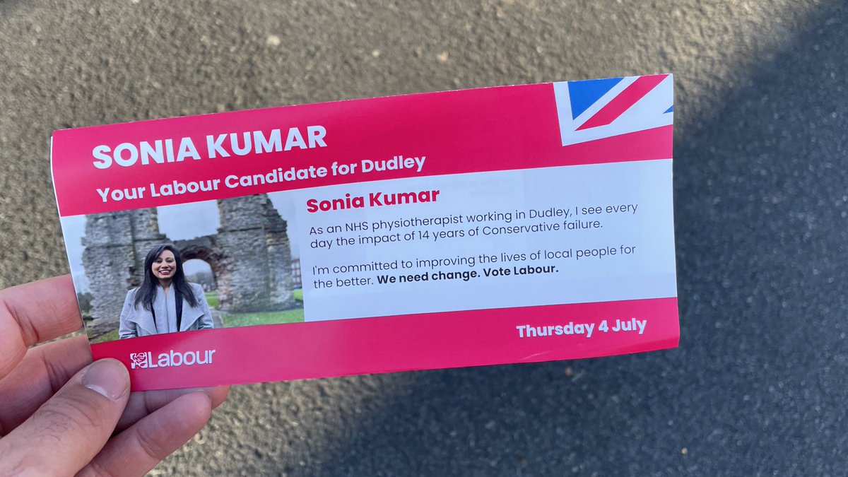 Great to be out again on this lovely evening delivering more leaflets to ensure we get @_SoniaKumar elected as our next MP for Dudley.