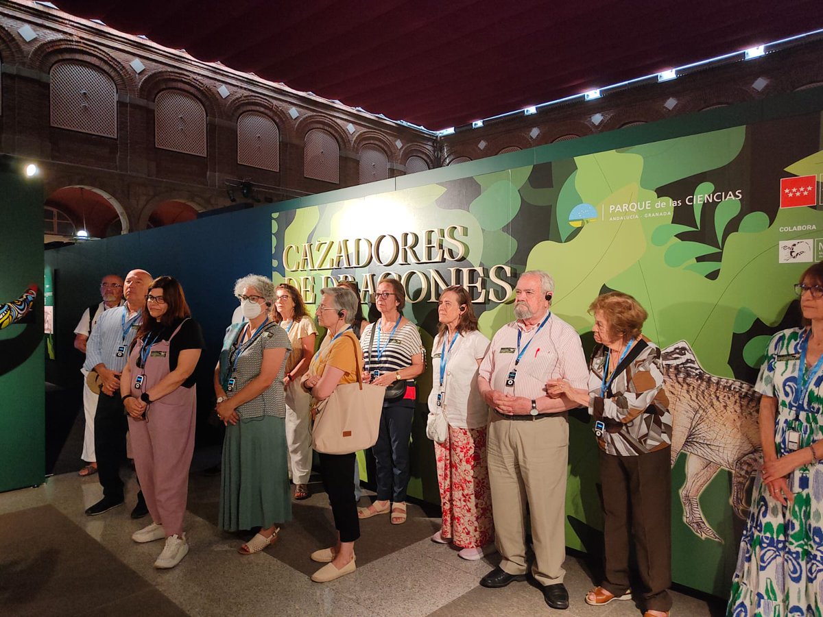 IEEComplutenses's tweet photo. 👉El pasado sábado la Institución de Estudios Complutenses (IEECC) fue de visita a la exposición: "Cazadores de dragones" instalada en el Museo Arqueológico Regional de Alcalá de Henares. https://t.co/O3YlIyf8hU