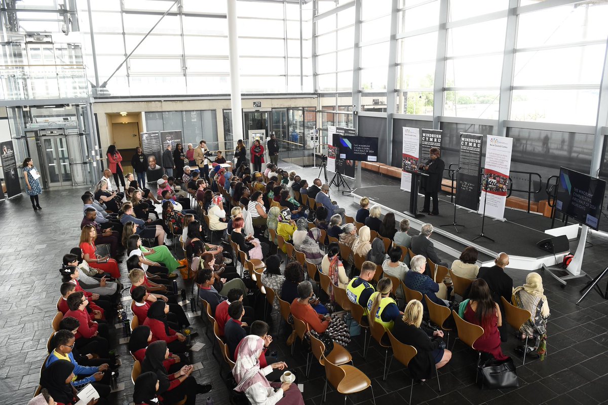 UzoIwobi's tweet image. What a heartwarming tribute Wales paid to the @WindrushCymru elders for their sacrificial services to the people of Wales. Windrush Generation, we thank you for your contributions to the people of Wales