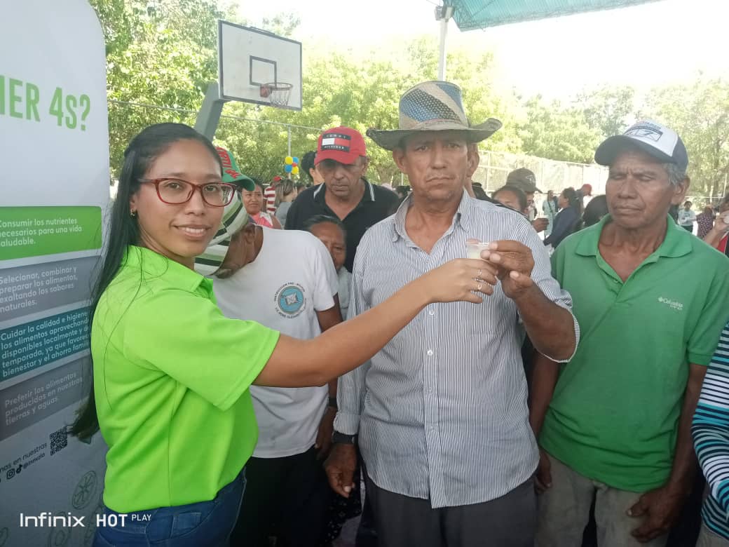 INN ZULIA participa en mega jornada dirigida a más de 400 personas mayores, donde tuvieron la oportunidad de recibir atención médica gratuita proporcionada por el (INN). Además, se llevó a cabo la campaña "Agarra Dato Come 4S"

#PatriaAntiimperialista