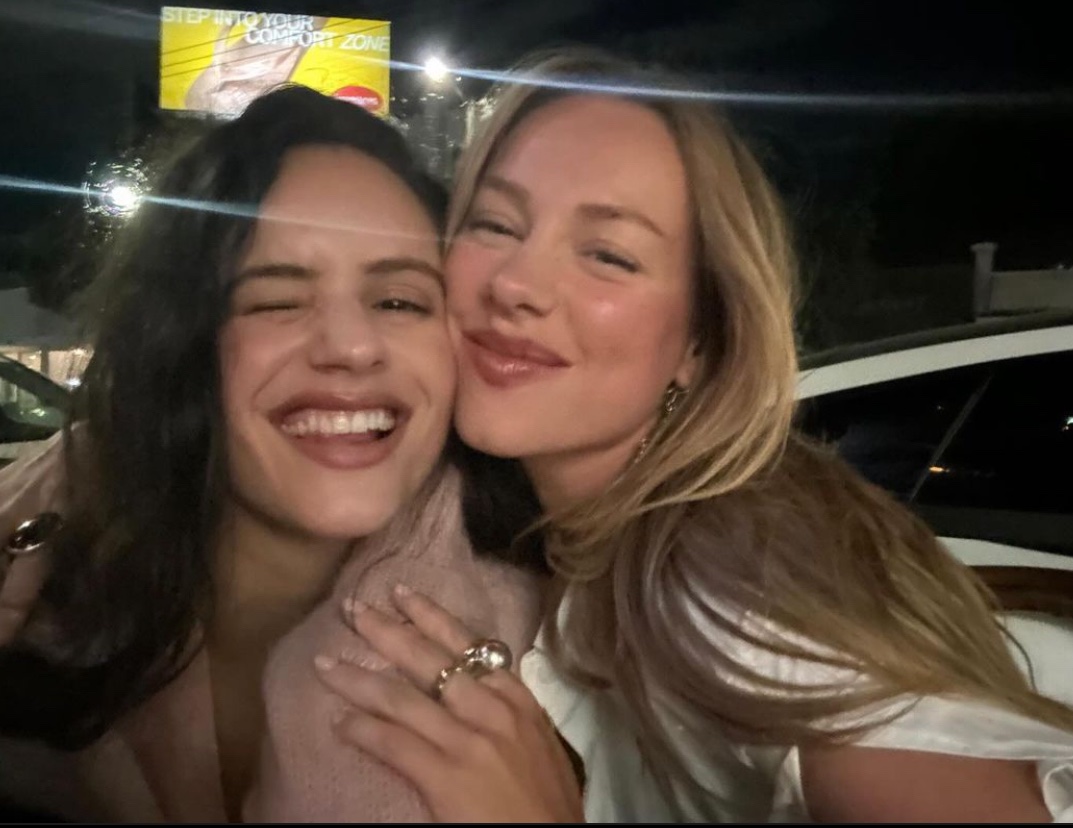 Rosalía y Ester Exposito 🤍