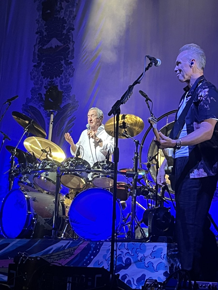 Awesome to see <a href="/nickmasondrums/">Nick Mason</a> <a href="/NMSOSOfficial/">Nick Mason's Saucerful Of Secrets (official)</a> play in Cardiff tonight ….