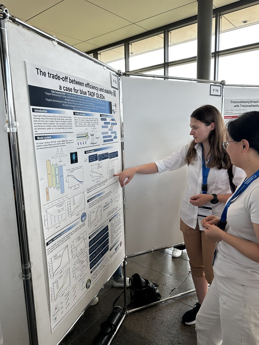 ezc_group's tweet photo. Eglė @Egle_Tn showing off her poster at @icsm2024. @StAndrewsOsc @StAndrewsChem https://t.co/jGBEmX7tF2