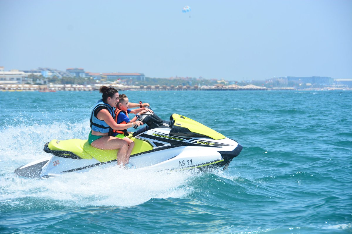 gem_hilton's tweet photo. @SouthfieldFS Mason wanted to show you that he’d been on a jet ski today 🌊☀️ We had so much fun 😊 https://t.co/DIqn8Id8nv