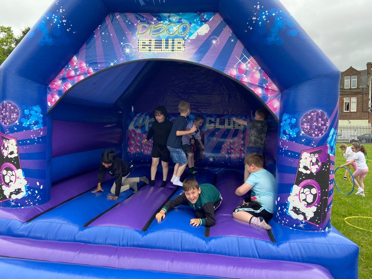 StMaryscbridge's tweet photo. P2 had great fun today😀😘 https://t.co/4EI4795wUs