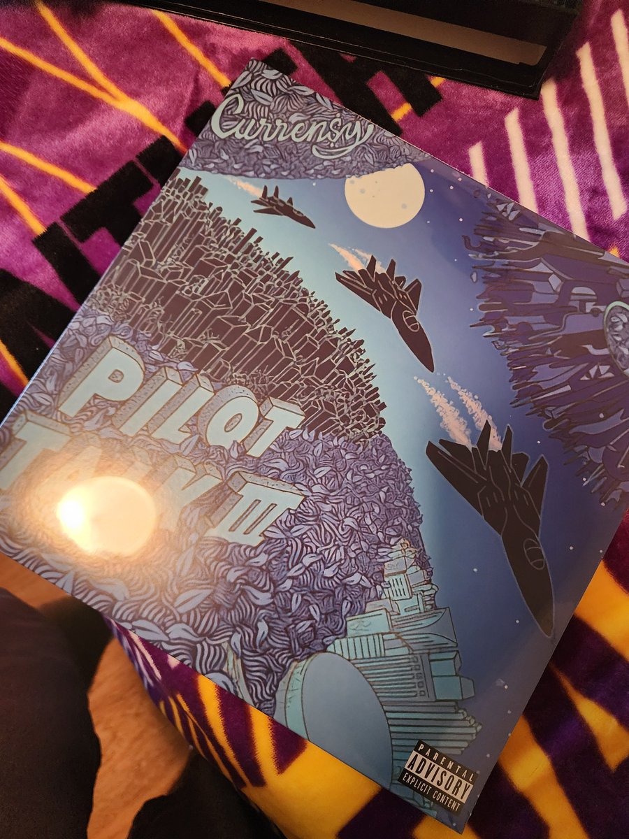 ChaseStackwells's tweet image. I just got this Pilot Talk Collection Package. @CurrenSy_Spitta is one of my favorite MCs of all time. #currensy #spitta #jetlife #Jets #pilottalk