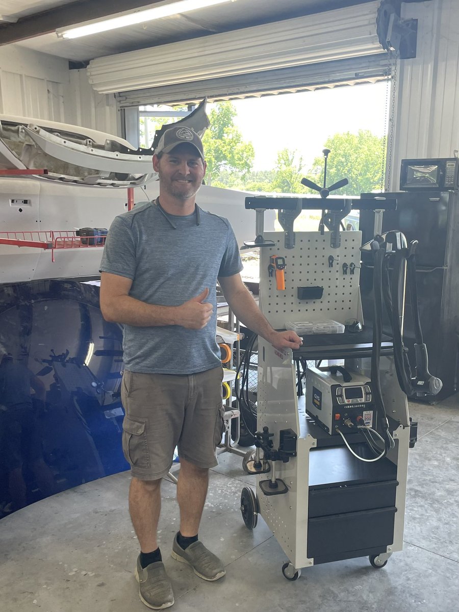 LombardEqpt's tweet image. Nothing makes us happier than seeing our customers excited! Stokes Paint &amp;amp; Body LLC  and their new dent pulling system! Thank you for choosing Lombard Equipment!!! 

#lombardequipment #dentpulling #dentrepair #autobody #stokespaintandbody #collisionrepair