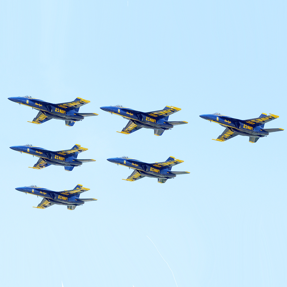 ToolTestingLab's tweet photo. We had a great weekend enjoying the 50th Anniversary of CenterPoint Energy @DaytonAirShow . The highlight of the show where the @BlueAngels . It was fantastic watching them practice perform the headlining act on Saturday &amp; Sunday flying the F/A-18F Super Hornet. https://t.co/4vnHGMi4yu