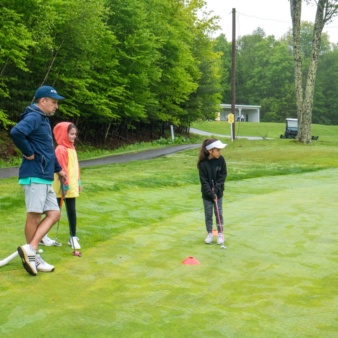 FirstTeeMass's tweet image. Another amazing spring session with our First Tee students @cypriankeyesgolfclub! They've not only honed their golf skills but also learned valuable life lessons. #FirstTeeMass #BuildingGameChangers #SpringSucess #CyprianKeyesGolfClub