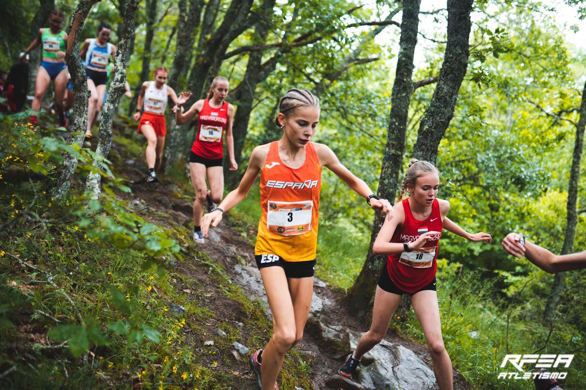 Que sí, que el Madrid es campeón de la Champions, que España está que lo peta en la Eurocopa, pero CANDELA nuestra CANDELA es 4ª en el mundial y CAMPEONA DEL MUNDO por equipos!!!!!!!!!!, no se puede estar más orgulloso!!!🫶🫶🫶 <a href="/AtletismoMitreo/">Club Atletismo Mitreo</a>