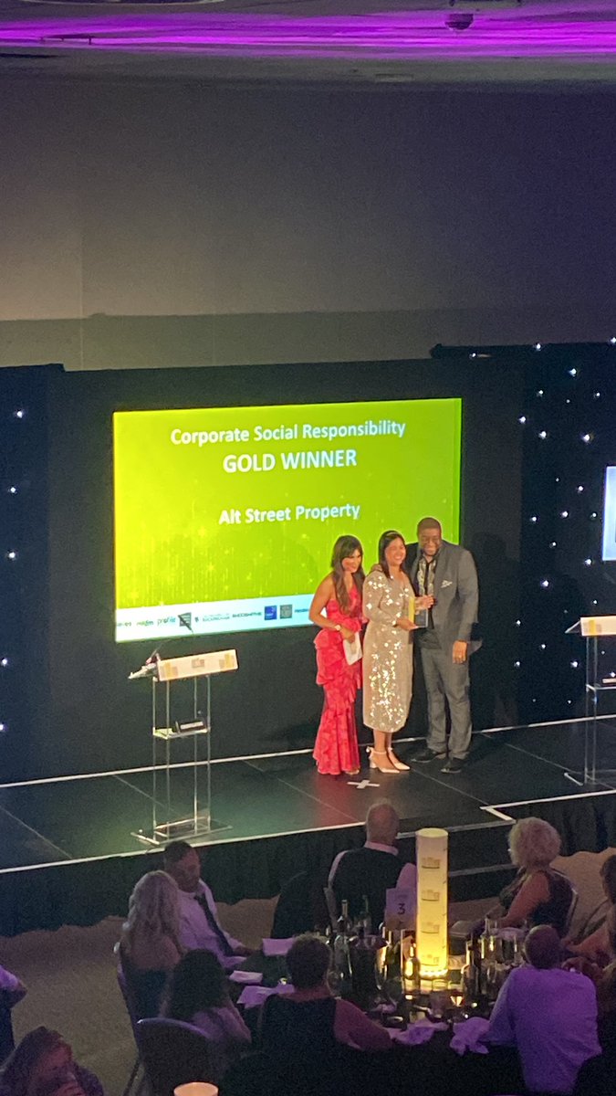 SME Business Awards tweet media