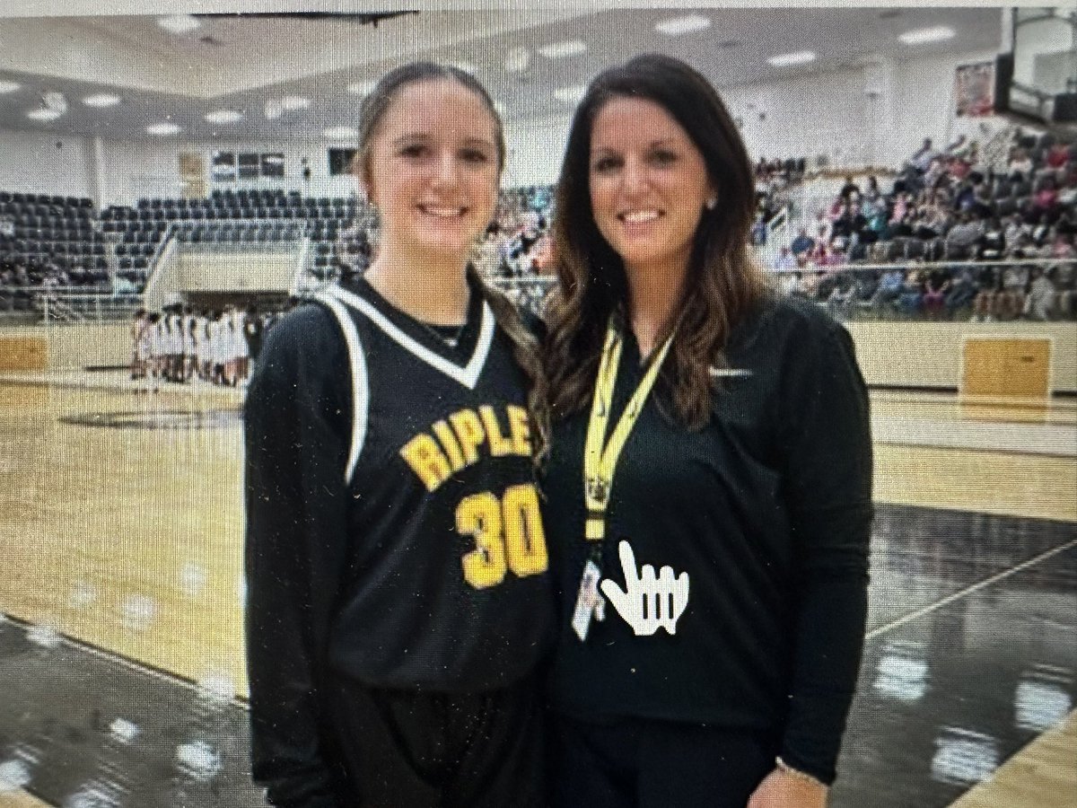 nhsaca's tweet photo. NHSACA is Excited to announce that Katie Walker Hobson @kwbates2 from Ripley HS @lady_ripley Mississippi has been selected as a finalist for @nhsaca National 🏀 Coach of the Year. Congratulations Coach! https://t.co/zrZrbykprB