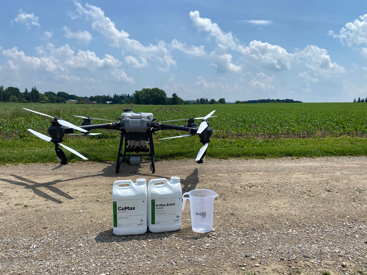 NutriAg's tweet photo. Yield Tour Demo Field tissue results from NutriAnalytics Ai called for K-Max Extra to provide some available potassium with CuMax to help with nitrogen metabolization. #NutriAg #NutriAnalytics #DJIT40 https://t.co/aprB1Eq5xu