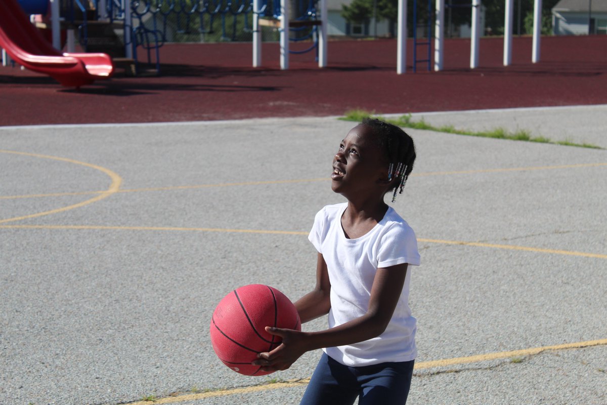 PLCSchools's tweet image. 🏀 Shout out to the boys from the Papillion La Vista High School basketball team who volunteered their time this morning to work with our summer school students on the basketball basics! #PLCSGreat