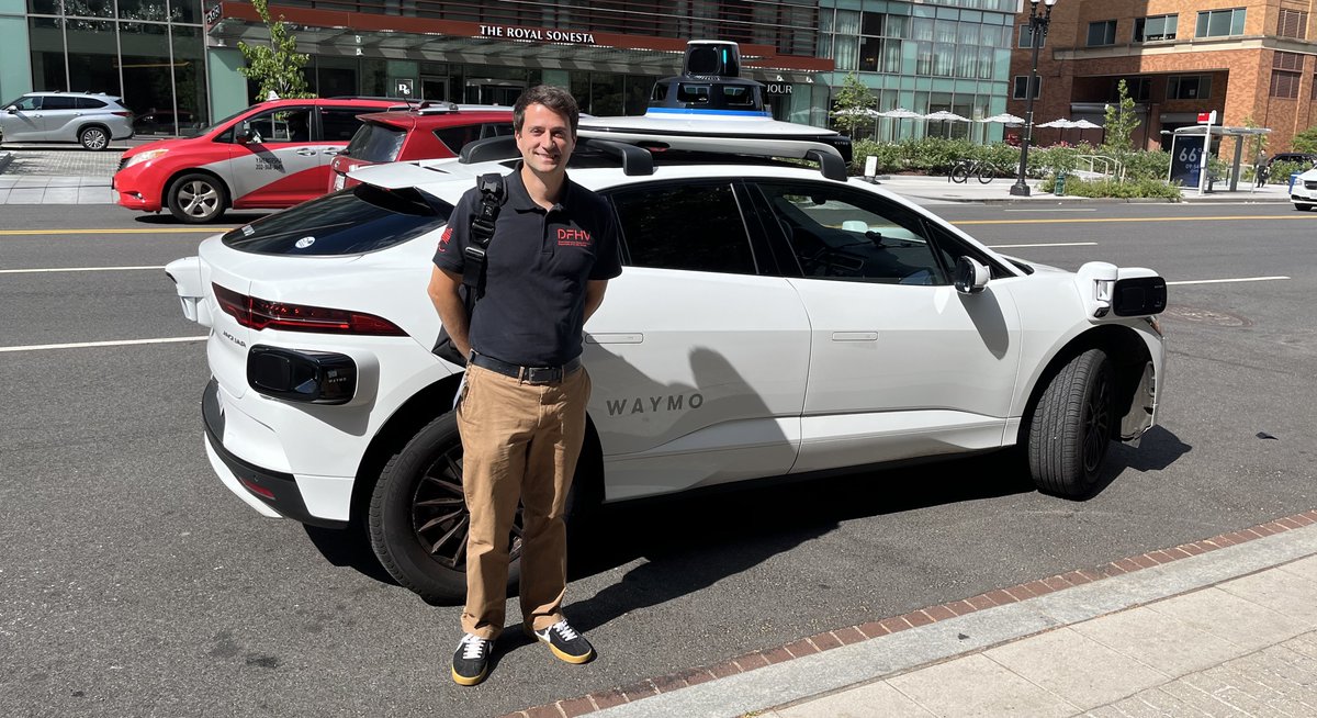 DC_DFHV's tweet image. Acting Director Rogers participated in a demo of Waymo's autonomous ride-hailing service. Autonomous Vehicles testing in the District must have a driver on board who is ready to take control of the vehicle, and operators must provide advance notice to DDOT before testing.