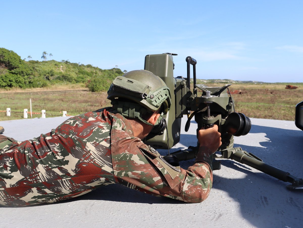 DefenseLrca's tweet photo. Exército encerra testes operacionais e Míssil Anticarro MSS 1.2 AC é aprovado plenamente
#SIATT #MissilAnticarro #MSS12AC #TecnologiaNacional #ExercitoBrasileiro #CTEx
https://t.co/DlHE43UFGa https://t.co/vjM4ALU6dO