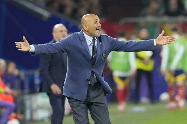 Is this the Italian National Football Coach or a Greyhound Bus Driver??

#EURo2024