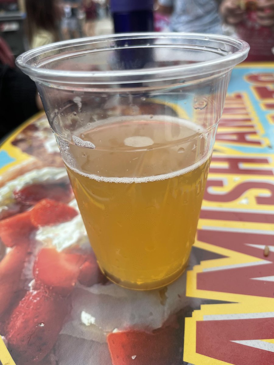 Meredith/MissMerryberry tweet media