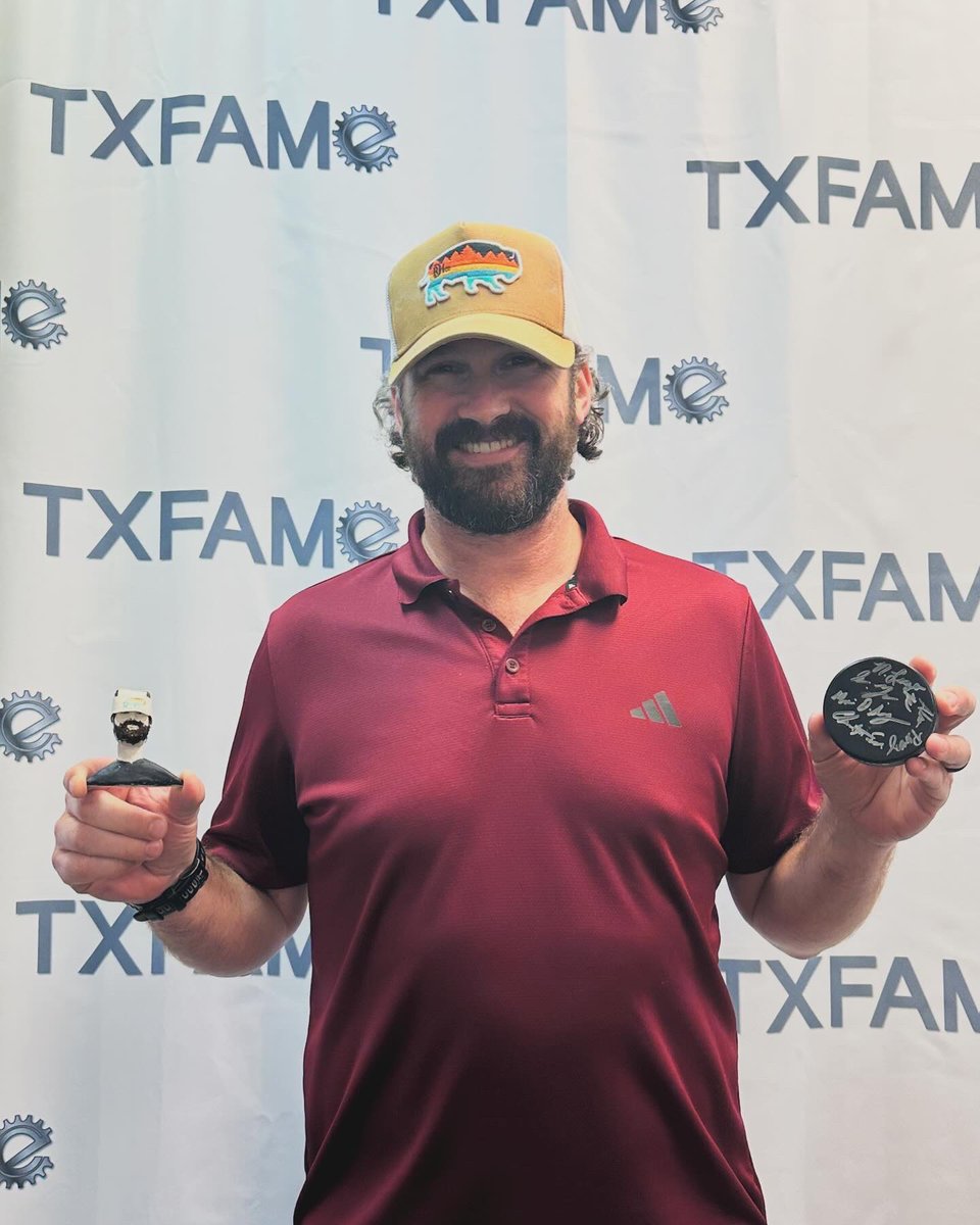 TX FAME tweet media