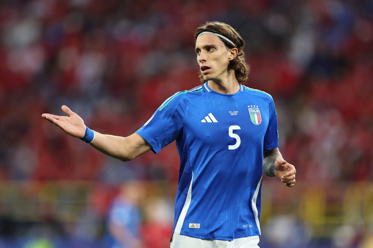 LFCTransferRoom's tweet photo. 📊📈 #LFC Target Riccardo Calafiori v Croatia

🔴 - Assists - 1
🔴 - Accurate Passes - 57/61(93%)
🔴 - Chances Created - 3
🔴 - Passes into Final Third - 4
🔴 - Accurate Crosses - 1/1(100%)
🔴 - Accurate Long Balls - 3/4(75%)
🔴 - Clearances - 5
🔴 - Recoveries - 2

Monster 💪💪 https://t.co/pTlnsRn1Jw