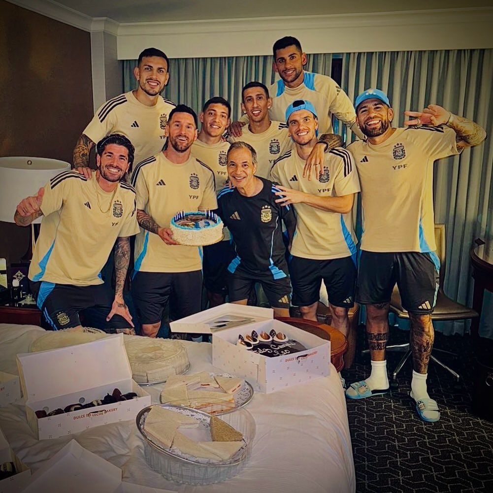Lionel festejando su cumpleaños. 🥹🇦🇷
