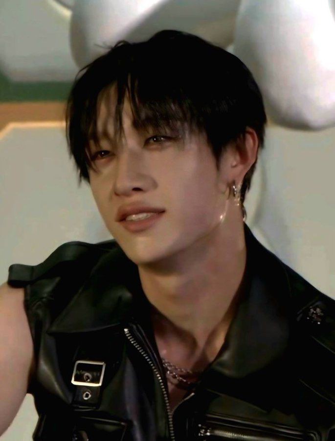 3FACHAS_CHZRIX's tweet photo. ᅠᅠ ── ᅠbusco mutuals ⟡
( #kpoptwt | #stantwt )
⠀⠀
⬭ #OnlyStay
no importa el fandom
mientras no rebajes a mis favs !
♡ + ↻ = mutis 4ever https://t.co/i3hGjN6tv5