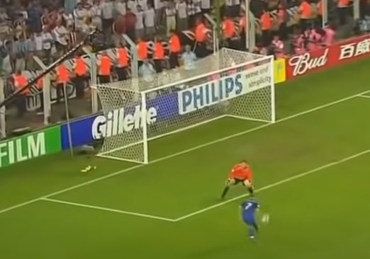 NazionaleFR_'s tweet image. Le but qui nous envoie a Berlin 2006 // Le but qui nous envoie a Berlin 2024 ⏳