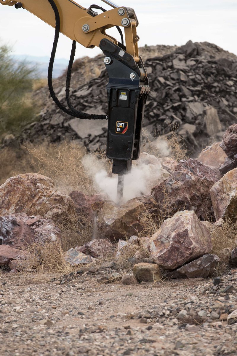 FinningNews's tweet image. Looking for some #MondayMotivation? Look no further than the Cat® B Series Hammer. Simple, reliable, versatile, and easy to use - it&apos;s the perfect tool for all your ground-breaking needs. 

#Caterpillar #CatMachine #Hammer #FinningUKIreland. What motivates you on a Monday 💪🔨🌟