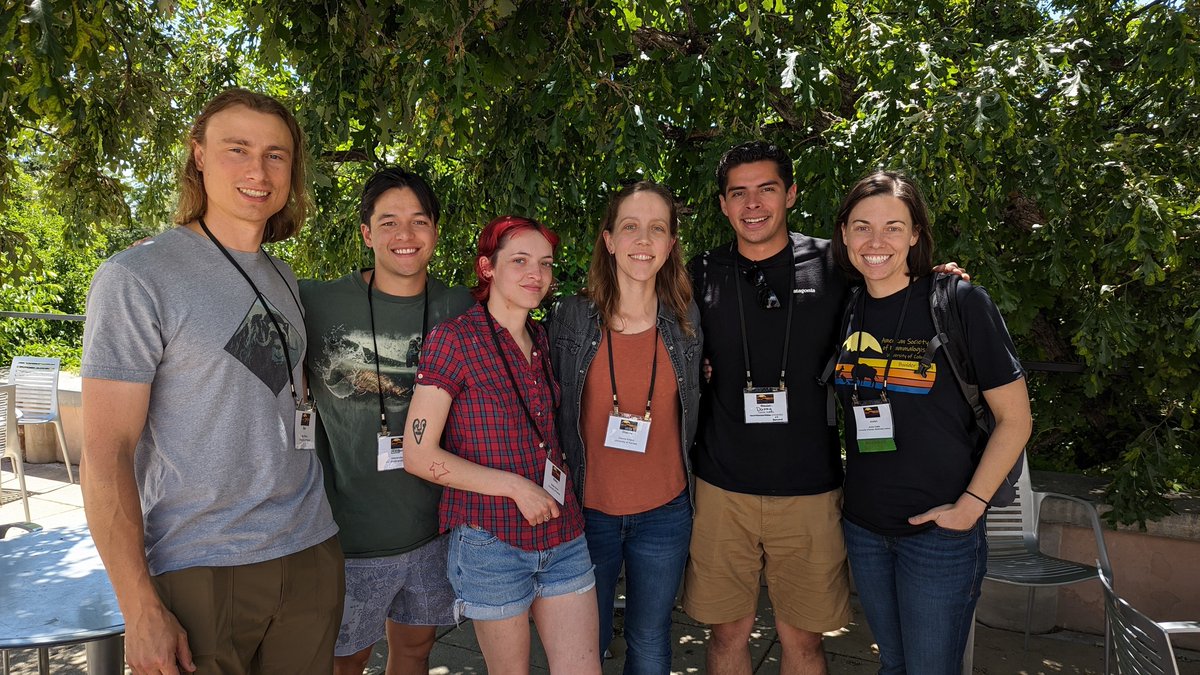 I've been X-quiet lately because things have been busy! The lab survived the Mammal Meetings in Boulder 🤓

(No one got covid this year?!?!! Love that!)