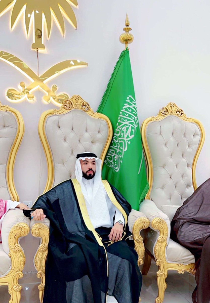 alfaddaghah's tweet photo. نبارك لـ سلطان بن سعد الشرهان الفداغي

بمناسبة احتفاله هذا المساء بزواجه في مدينة الرياض .

سائلين الله ان يبارك لهما ويبارك عليهما ويجمع بينهم بخير .

#منبر_الفداغة_الإعلامي https://t.co/rBqKQj40TE
