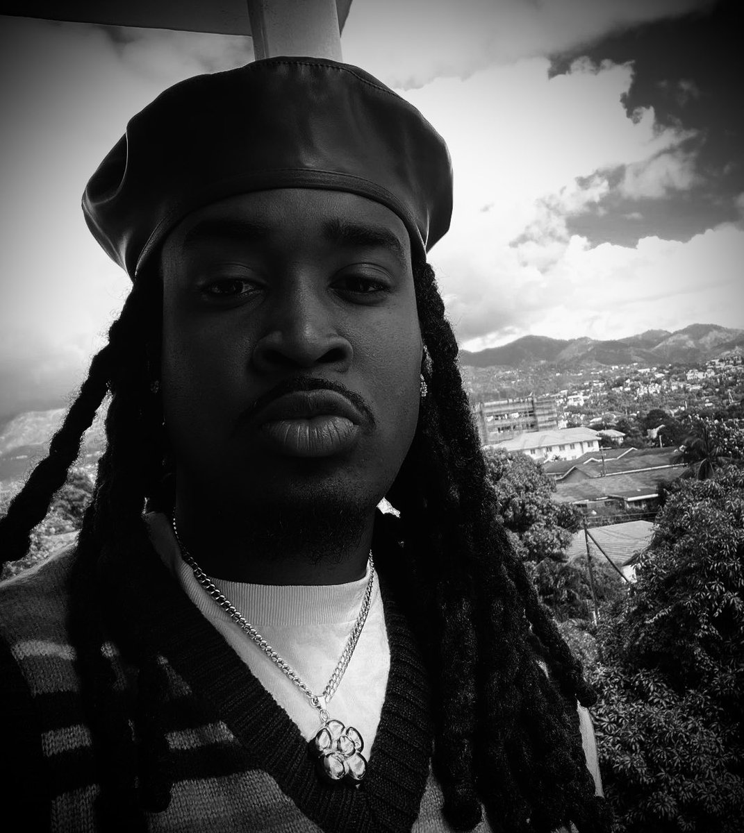 theeighthofmay's tweet image. Happy Birthday to my grandfather who in 1955 fought against the British in the anti-colonial struggle to free Kenya. 🇰🇪 ❤️
Today, he would be 85 years old. 🕊❤️