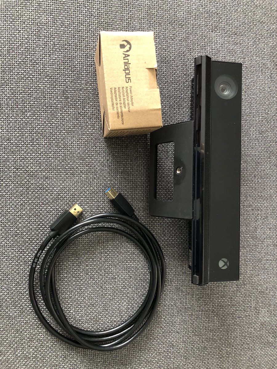 Banzai_Edition's tweet image. Kinect modifié dispo et compatible toute les xbox one et pc pour les scan d’impression 3D. Me MP pour plus d’info #xboxone #kinect #impression3d