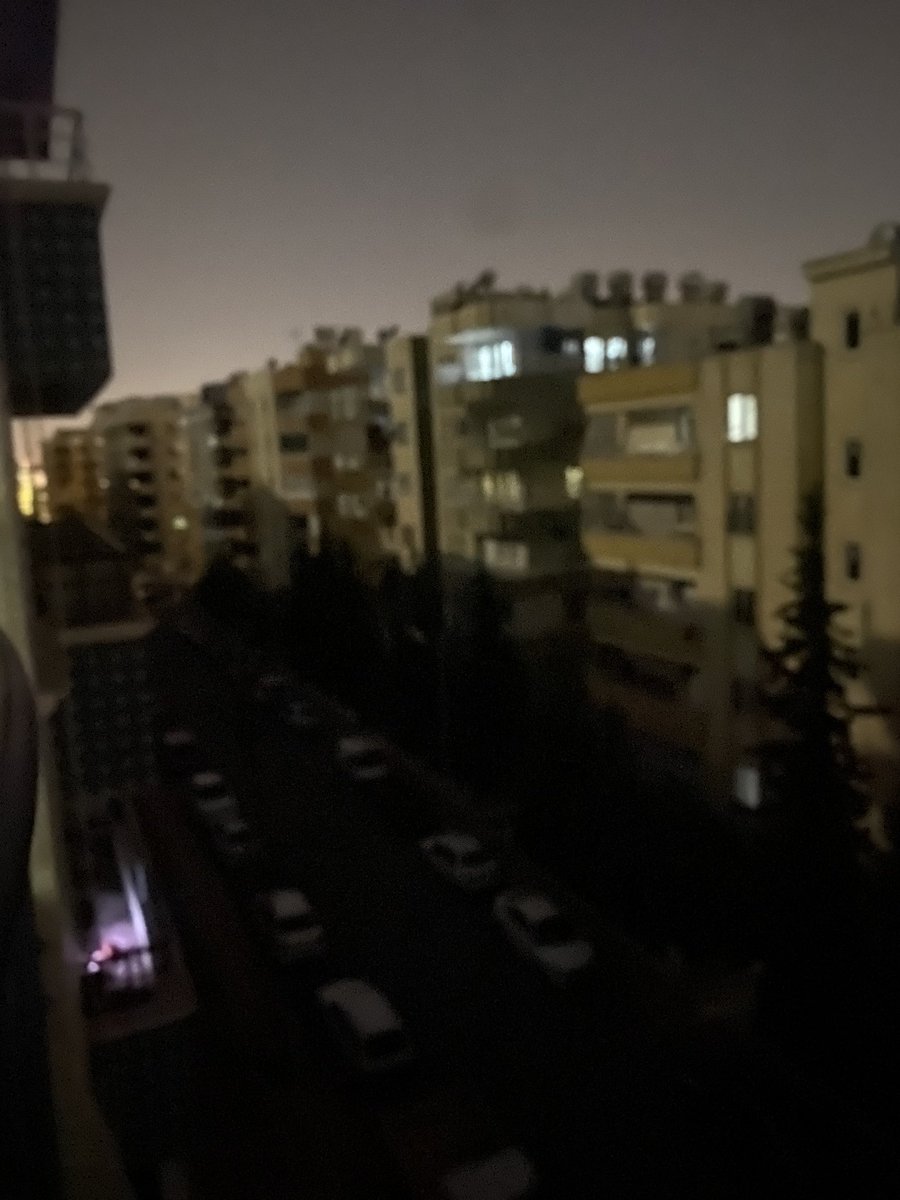 Yıl 2024  elektrik yok 
#şanlıurfadaelektiriklerkesik