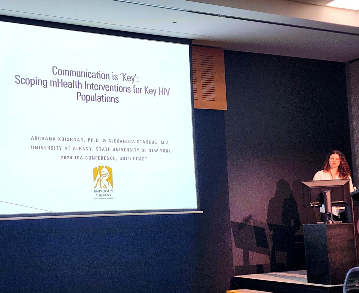 UAlbanyCom tweet media