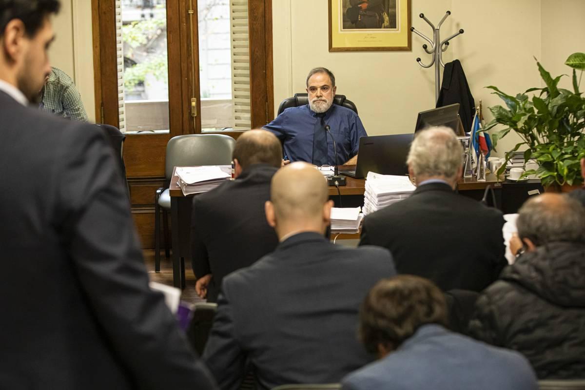 la diaria tweet media